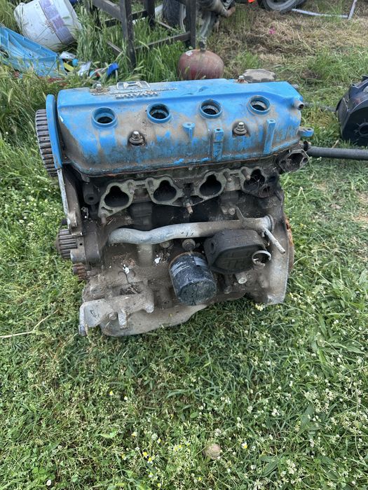 Двигател 2 броя D15b2