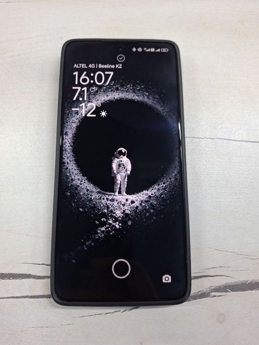 Продам смартфон Xiaomi 14T, 512/16