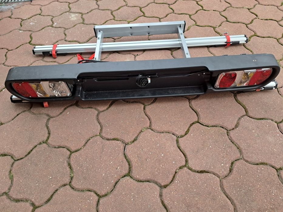 Suport bicicleta auto pentru 3 biciclete