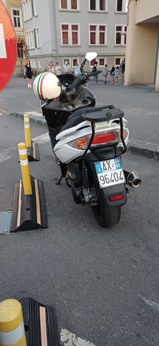 Maxiscuter Kymco Xciting 300R / adus recent