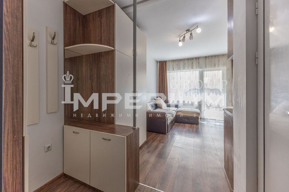 ЕКСКЛУЗИВНО! ПРОДАЖБА! Едностаен обзаведен апартамент Колхозен пазар,