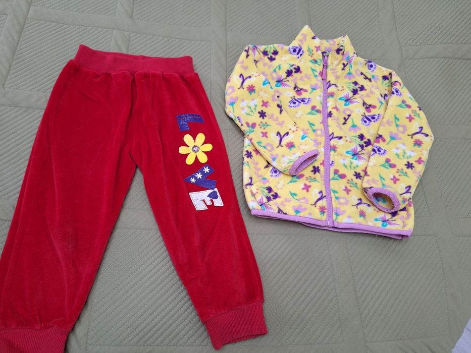 Спортивный костюм для девочки на 2 года