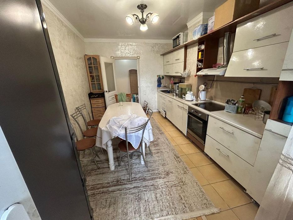 Продам 3ком.квартиру Жк Запад
