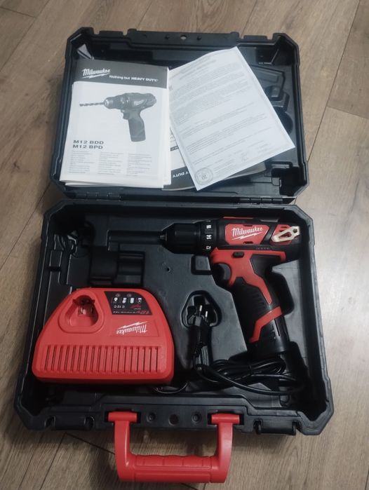 Filetata Milwaukee M12 BPD noua
