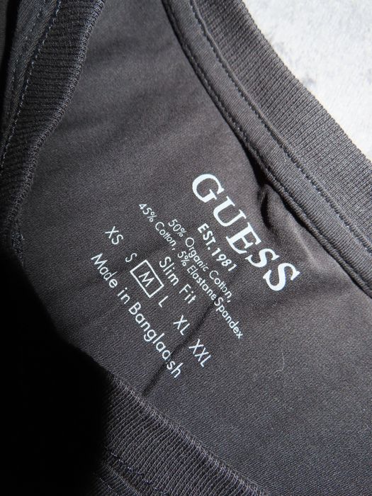 Оригинална тениска Guess/ M размер