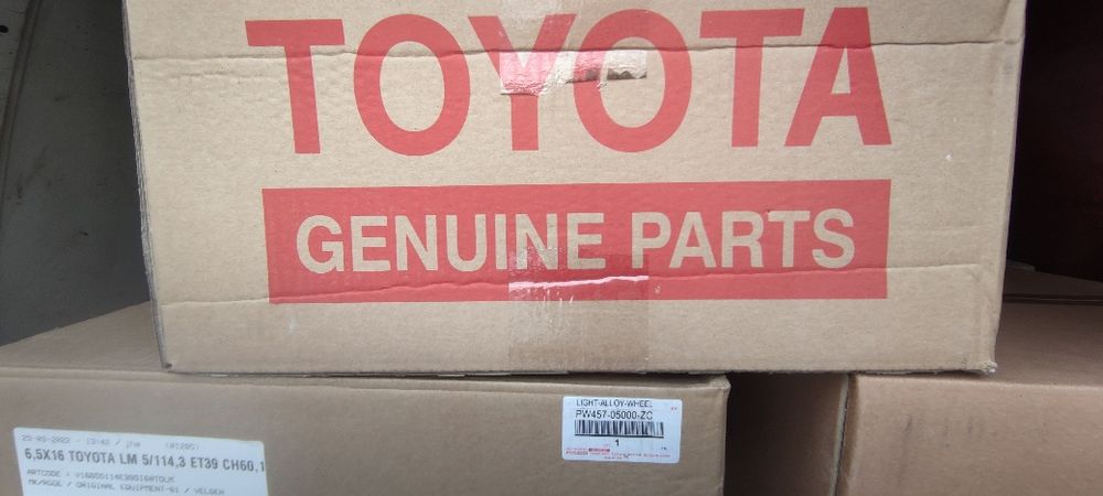 НОВИ. Оригинални джанти за Тойота 16 5 114.3