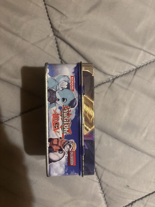 Колекция Yu-Gi-Oh! карти (300+ бройки) + 2 метални кутии (Tin box)