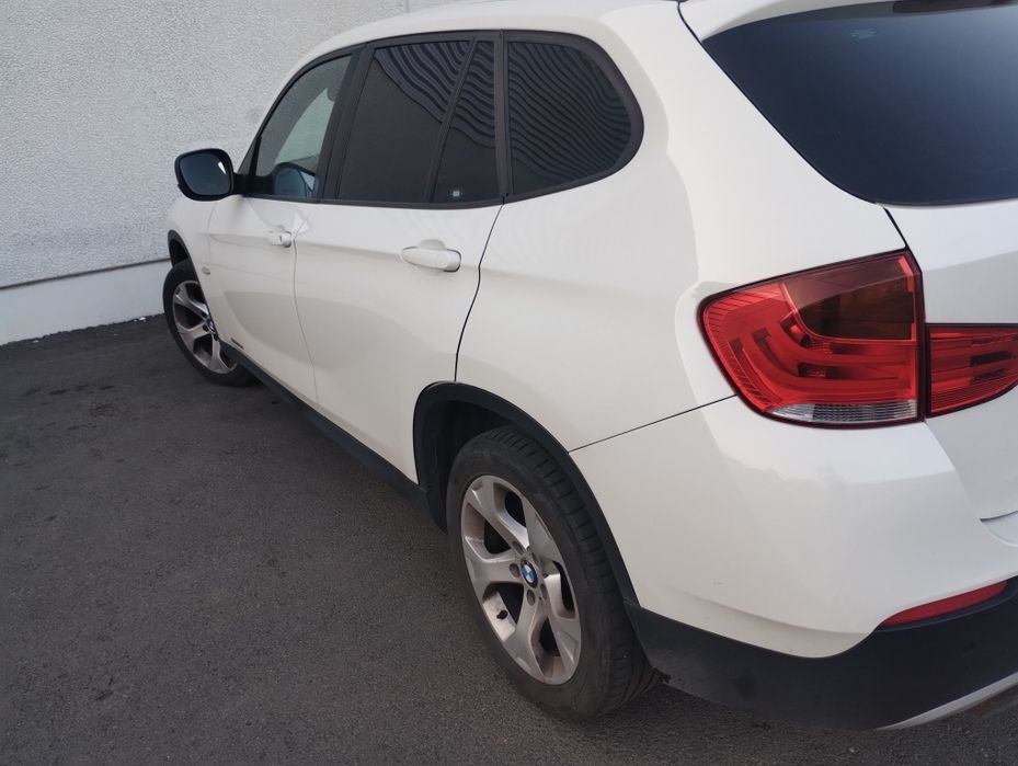 Vând BMW X1 sdrive