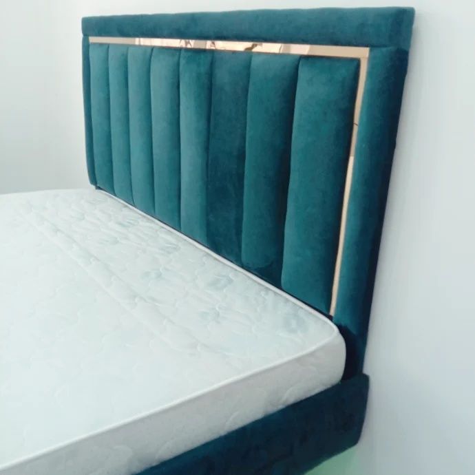 Продам Новый парящий кровать