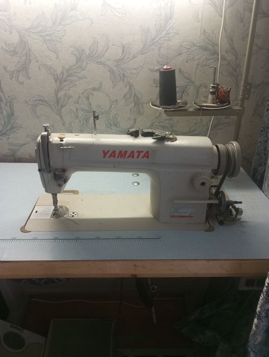 Продам машинку   промышленную