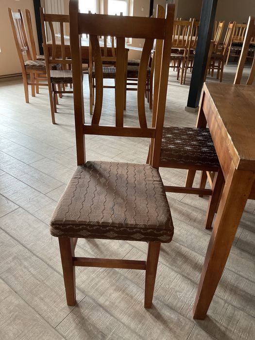 Scaune si mese pentru restaurant