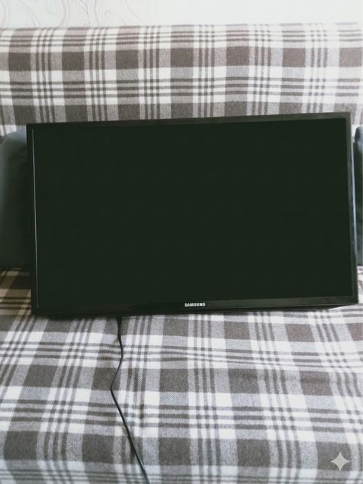 Продам телевизор Самсунг