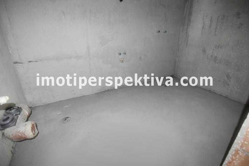 Продава се Многостаен апартамент в Пловдив, Остромила - 189 кв.м за 1300 €/кв.м - Снимка #6