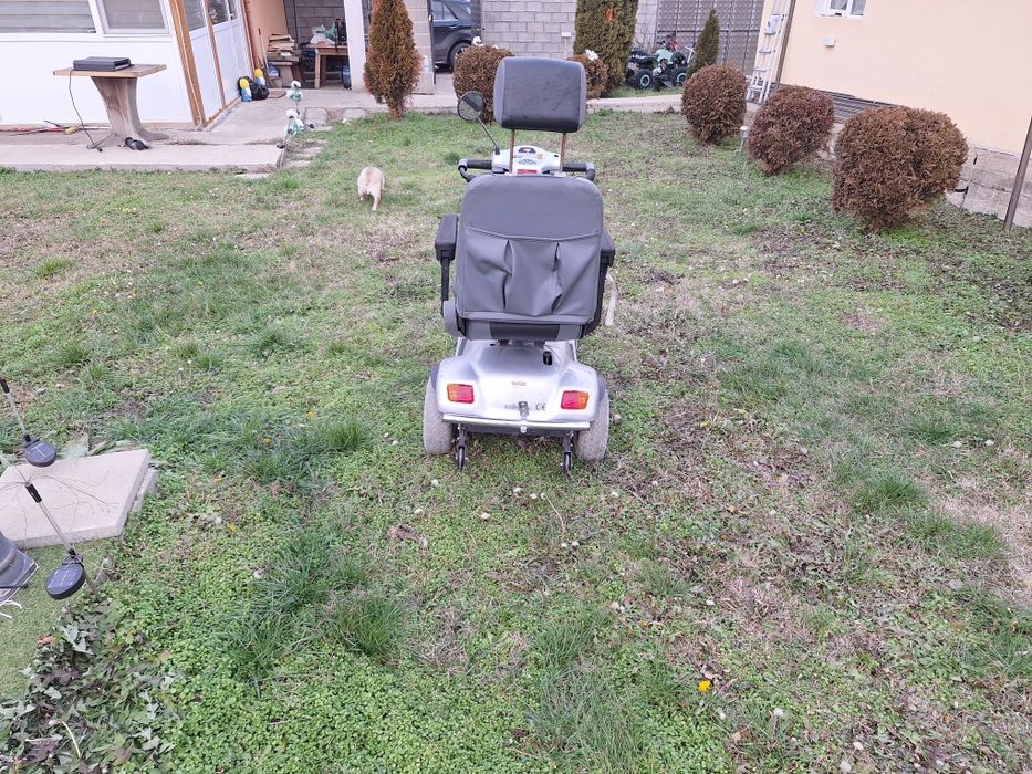 Електрическа количка