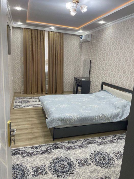 Ижарага берилади 2 хонали 3 этаж 400$ . Адрес Согдиана .