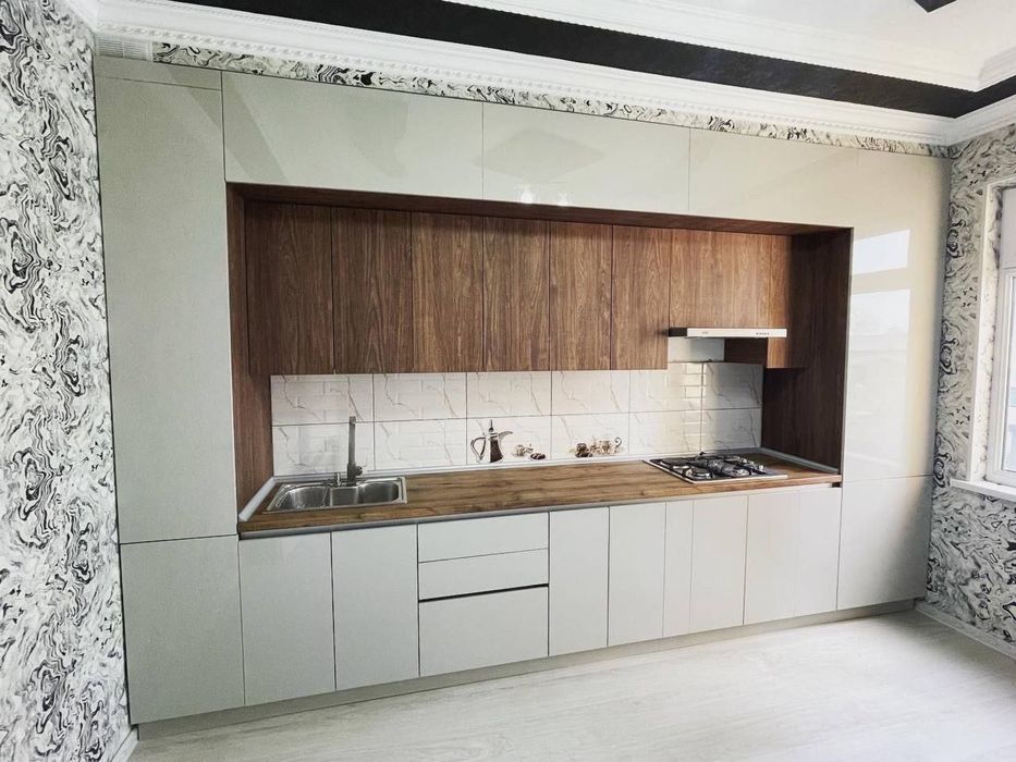 Karavot shkaf kupe garderop