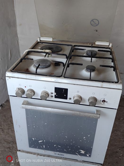 Продам Газовую Плиту Bosch