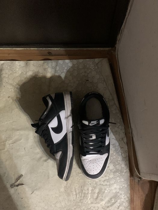 Nike sb dunk low “Panda”