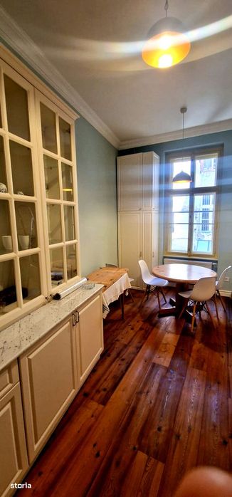 Apartament de lux cu 4 camere de inchiriat Ultracentral