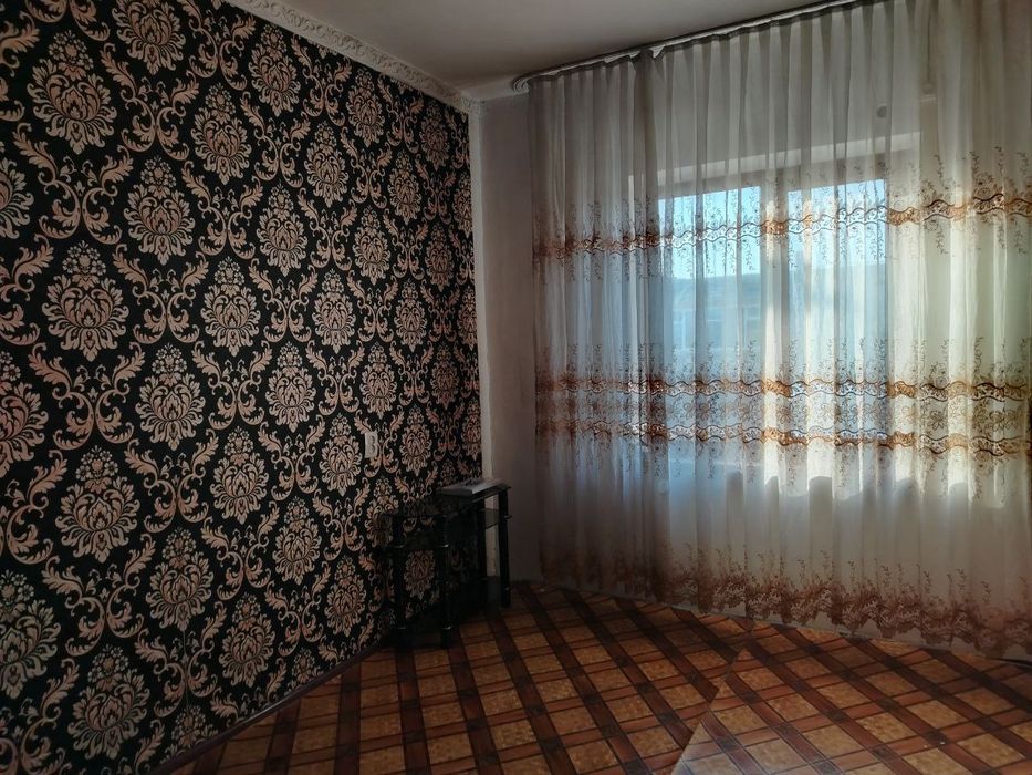 Продается квартира в Янгиюле (Гульбахор)