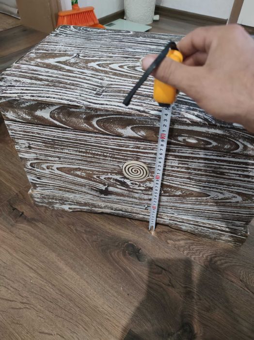 два редки ръчно изработени дизайнерски сандъка