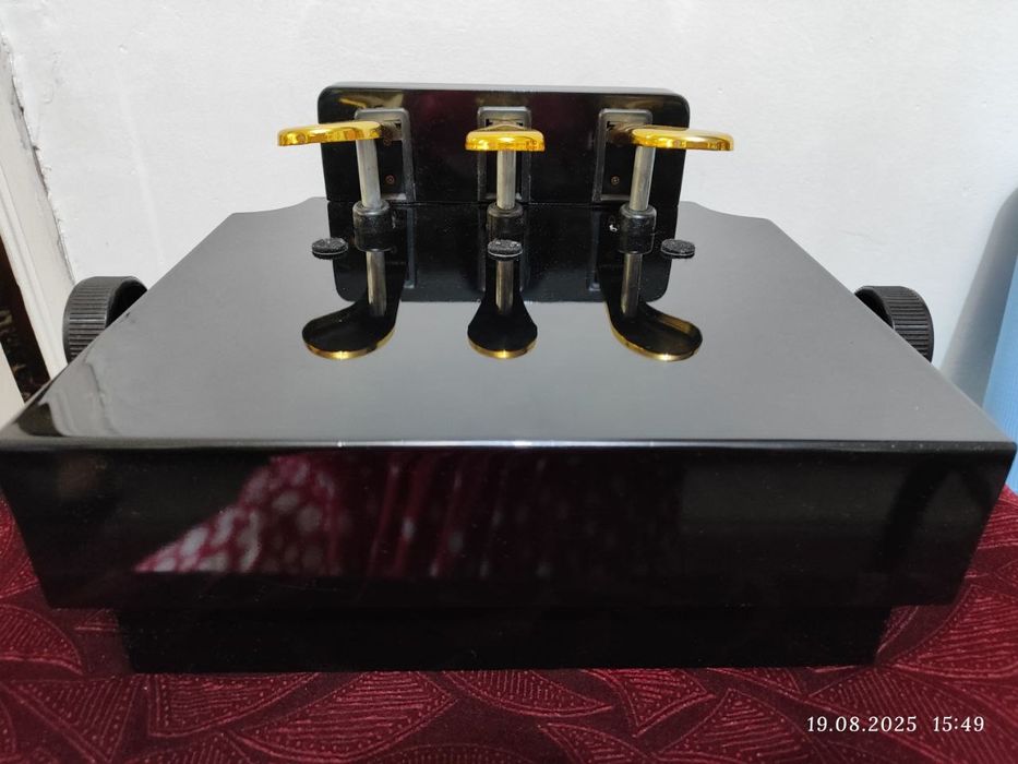 Педаль для фортепиано