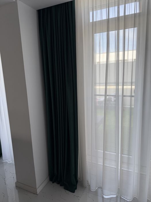 Draperii blackout catifea verde închis – 2 buc. H 2,75 m + perdele BONUS