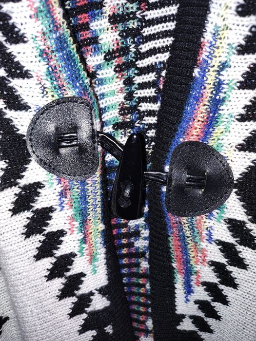 Poncho imprimeu aztec