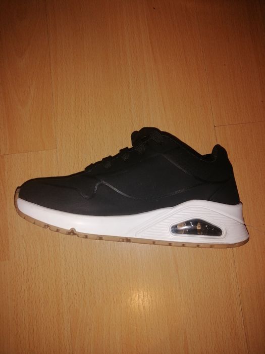 Adidasi fata marime 33.5