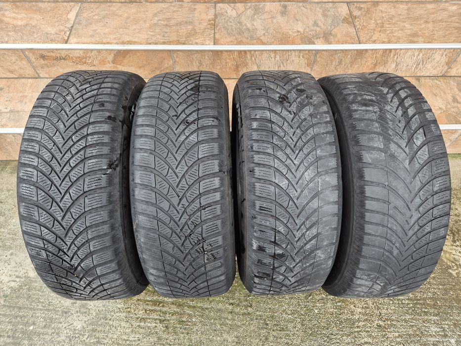Jante Borbet R16 5x114,3 Dacia Duster cu anvelope iarna 215/65R16