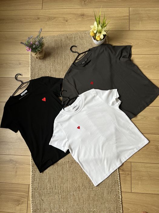 Различни тениски на страхотни цени