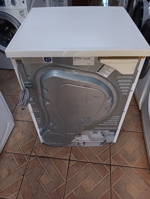 Сушилня с термопомпа Бош Bosch Serie 6 A++ 8кг  с две години гаранция!