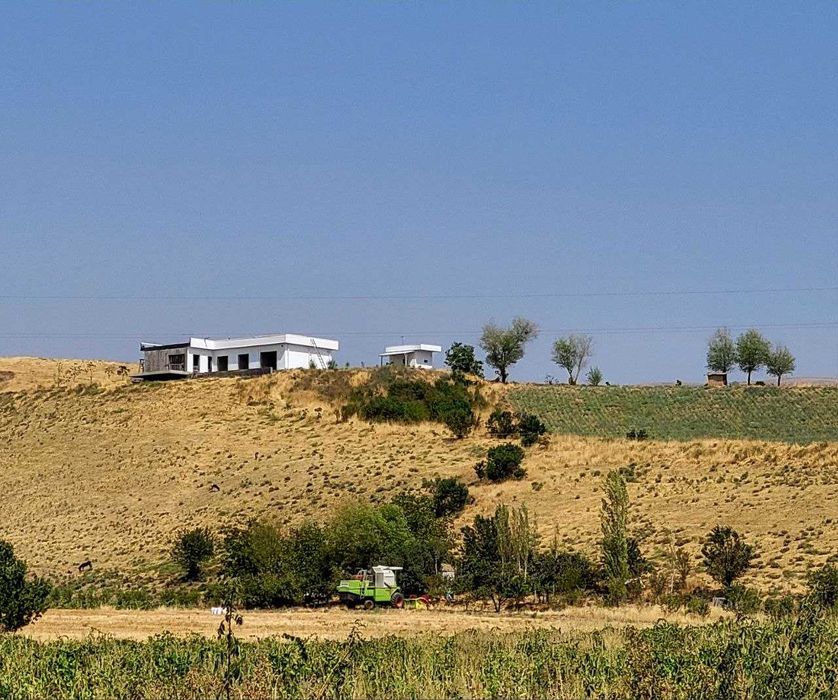 Продается хайтек дом в Паркенте