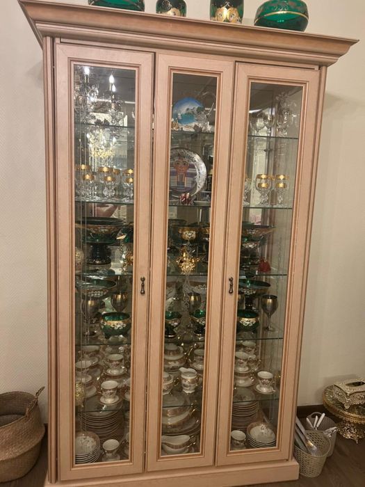 Продам хорошую стенку