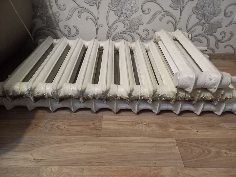 Продам чугунный регистры отопления.
