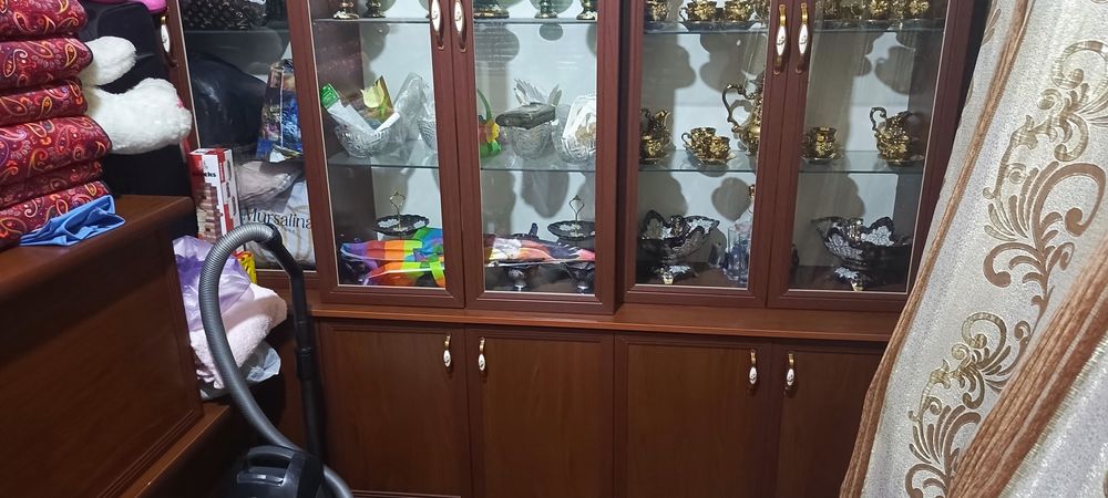 Продаётся стенка! Стенка ни у́зи сотилади!