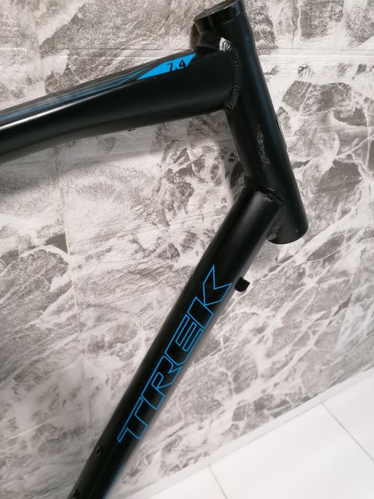 TREK  XXL  шосейна - гравел  рамка