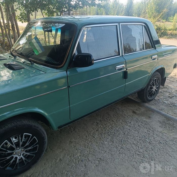 Jiguli 06 sotiladi yaxshi holatda