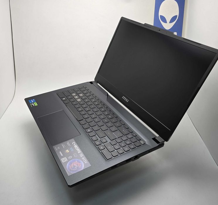 MSI Cyborg 15 A13VF  i5 13420H/16GB/512SSD/RTX 4060-8GB/FHD/144HZ/Подсветка