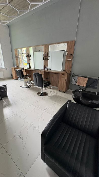 Сдается место в барбершопе