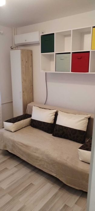 Proprietar - inchiriez camera camin tip garsoniera Jumbo 1100 lei