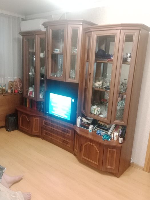 Продам стенку в гостиную