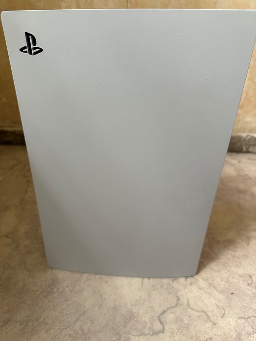 Продаю Sony PlayStation 5
