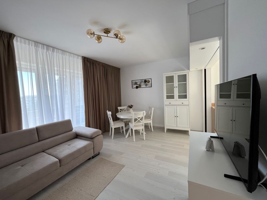Închiriez apartament nou, impecabil, este la prima închiriere!