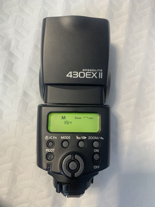 Вспышка Canon Speedlite 430 EX II