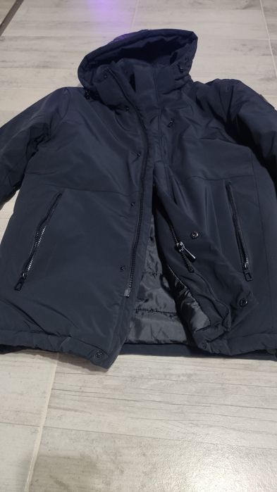 Geaca impermeabila noua Colin's