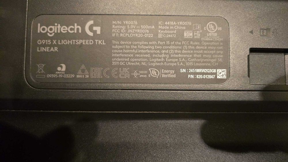Logitech G915 X Lightspeed TKL RGB GL Linear Switch Mecanica