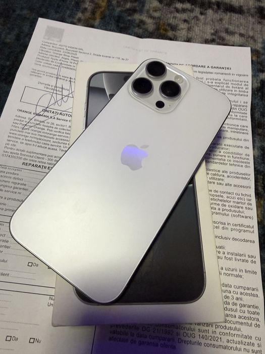 Vand/schimb Iphone 16 Pro Max 256 white Gb 99% garantie Orange ca NOU!