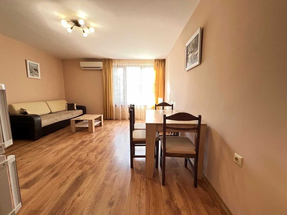 Тристаен апартамент в ж.к. Възраждане