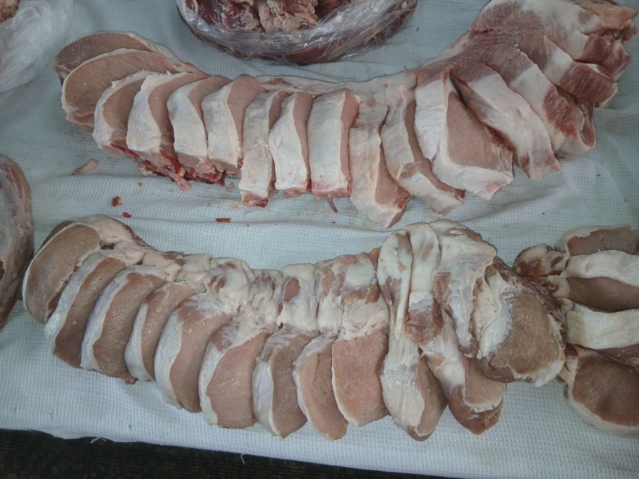 Домашнее мясо свинина
